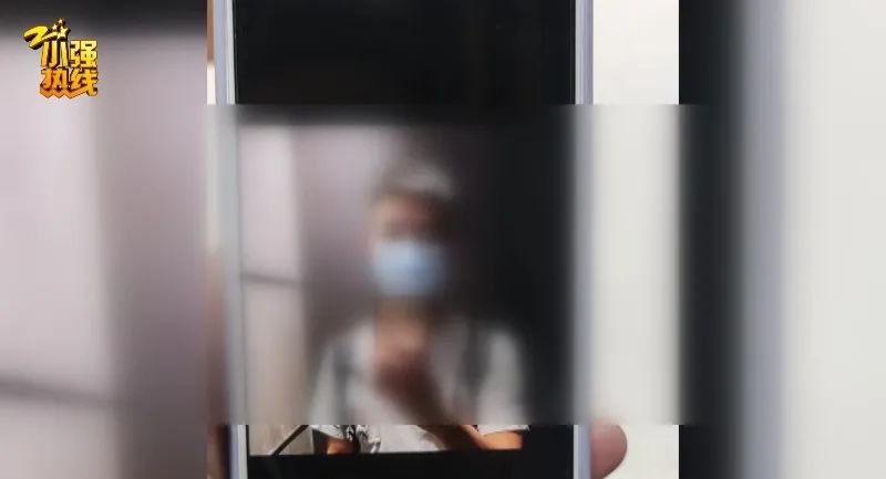 DƬ
